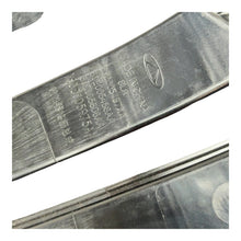 Load image into Gallery viewer, Jaecoo 7 front bumper upper grill 2024-2026 Genuine 602003767AA
