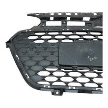 Load image into Gallery viewer, Hyundai I20 front bumper grill 2015-2019 Hatchback Genuine pn 86569-C8010

