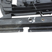 Load image into Gallery viewer, Isuzu DMax D-Max front bumper centre grill 2021-2023 Pickup
