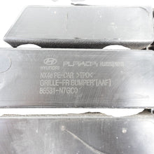 Load image into Gallery viewer, Hyundai tucson front bumper lower grill 2024-2026 SUV genuine 86531-N7GC0
