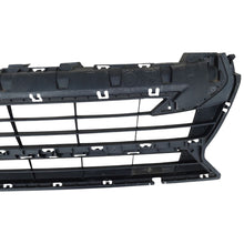 Load image into Gallery viewer, Isuzu DMax D-Max front bumper centre grill 2021-2023 Pickup
