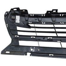 Load image into Gallery viewer, Isuzu DMax D-Max front bumper centre grill 2021-2023 Pickup
